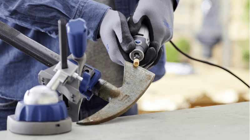 Dremel 3000 Elektrische Multitool + 15 Delige Accessoireset In Etui - Detailed view of the product