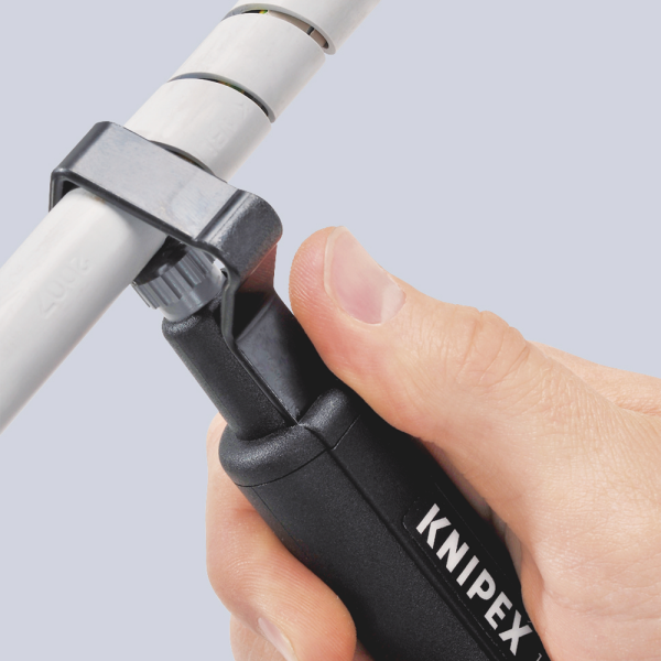 Knipex 16 30-135 SB Ontmantelingstang - 135mm - Detailed view of the product