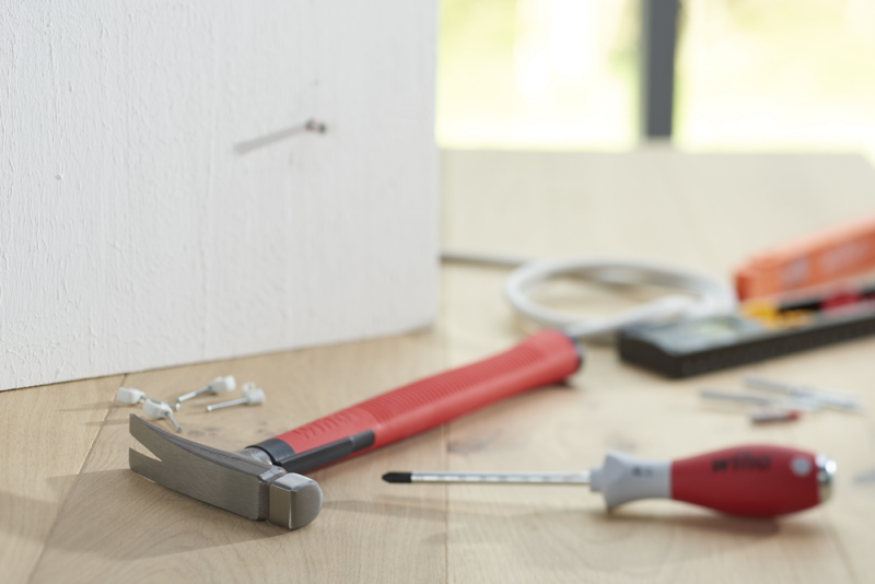 Wiha SB846300E Elektrikerhammer - Detailed view of the product