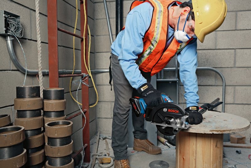Bosch GKM 18V-50 18V Li-ion Accu Cirkelzaag Body - 136mm - Detailed view of the product