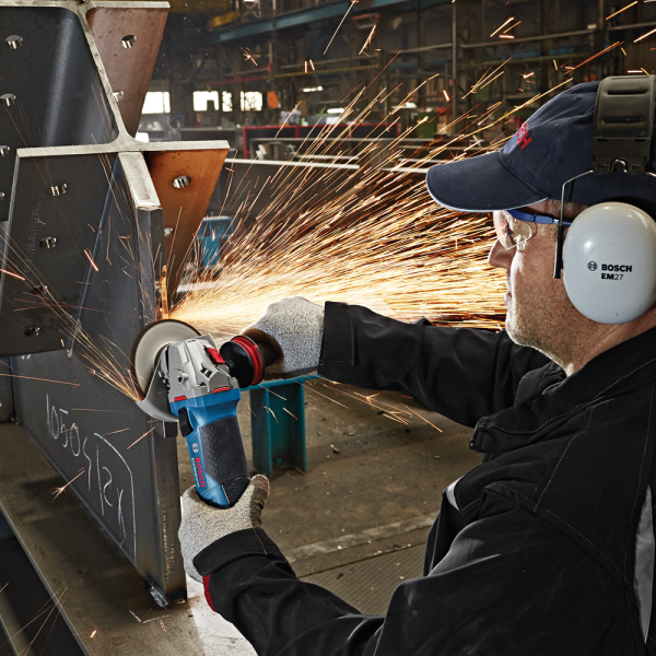 Bosch GWS 19-125 CIE Haakse Slijper - 1900W - 125mm - Softstart - Variabel - Detailed view of the product