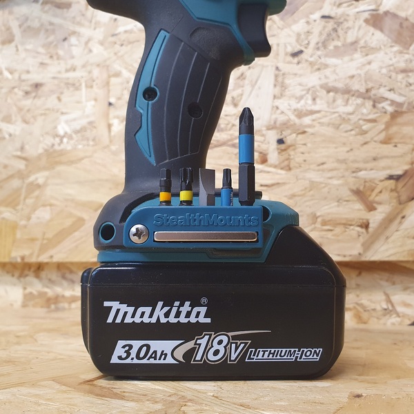 StealthMounts BH-MK-BLU-2 Magnetische Bithouder Voor Machines Makita LXT - Blauw - 2-pack - Detailed view of the product