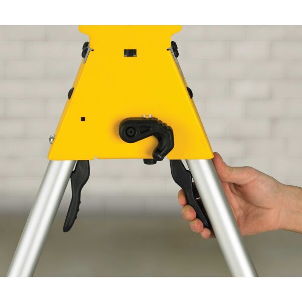 DeWALT DE7035 Onderstel Voor Afkort- En Verstekzagen - Detailed view of the product