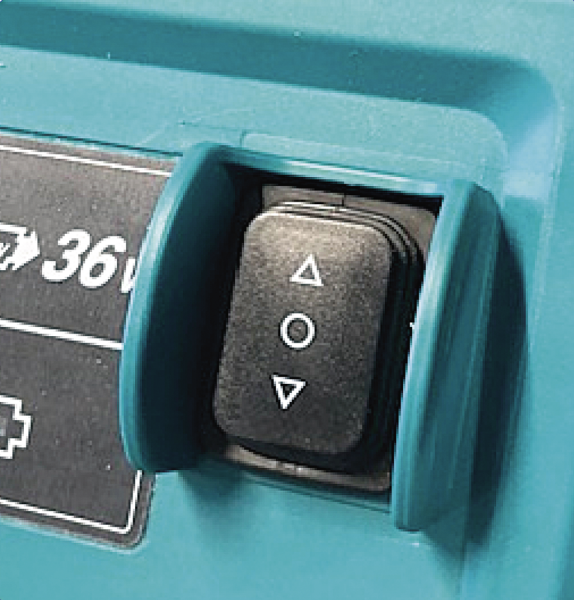 Makita DUC602Z LXT 2x18V Li-ion Accu Dumper Met Elektrisch Kiepbare Bak - Detailed view of the product