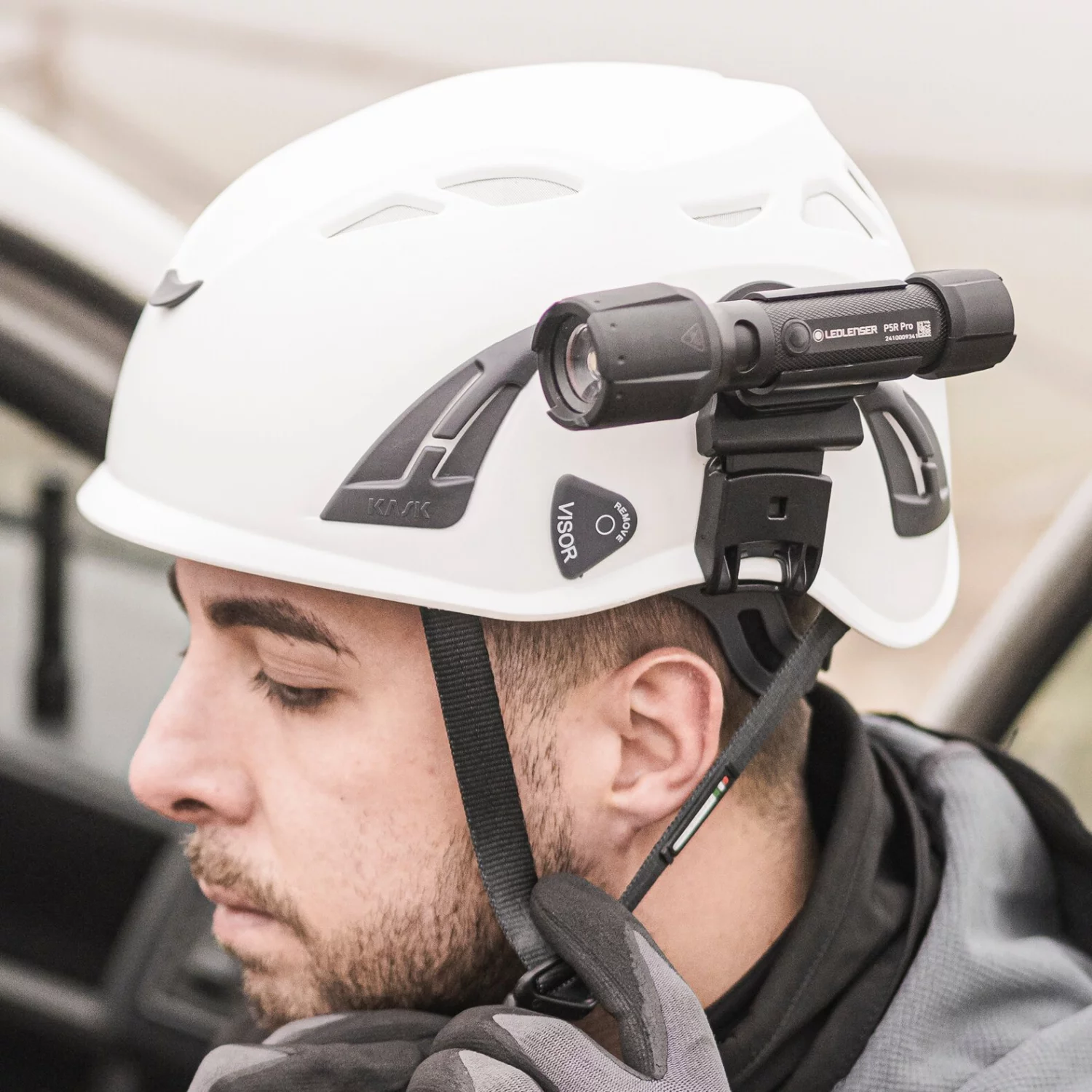 Ledlenser P5R Pro LED Zaklamp - IP68 - 750Lm - Oplaadbaar thumbnail 2