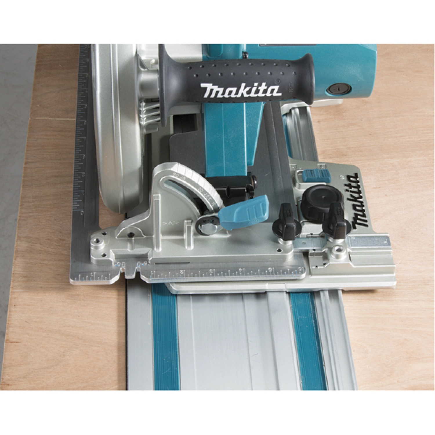 Makita HS0600 Cirkelzaag - 2000W - 270mm thumbnail 4