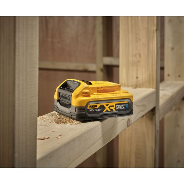 DeWALT DCBP318 18V Li-ion POWERSTACK Accu - 3.5Ah - Detailed view of the product