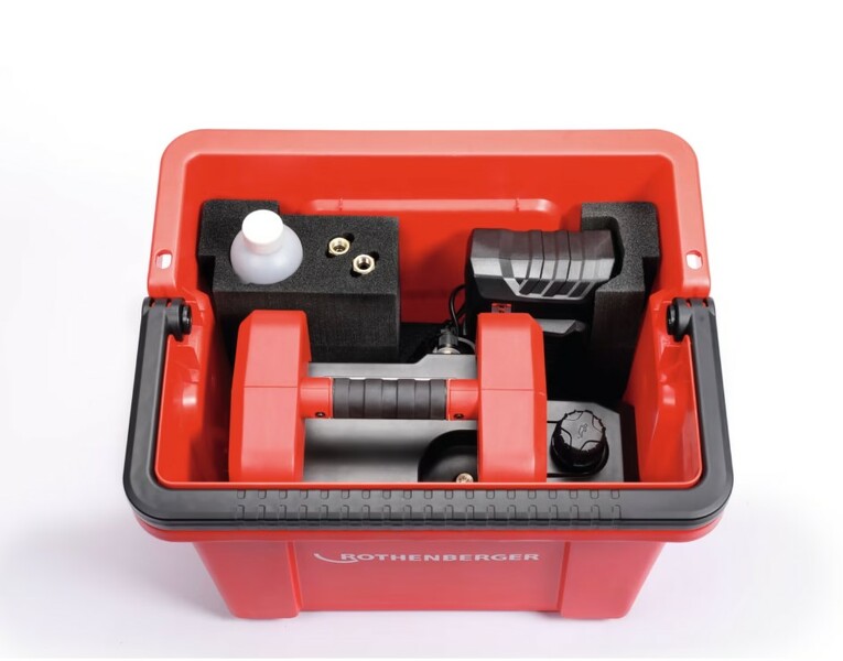 Rothenberger 1000003233 ROAIRVAC R32 5.0 CL Basic Set 18V Accu Vacuümpomp Set (1x 8,0Ah) - 142l/min - Detailed view of the product