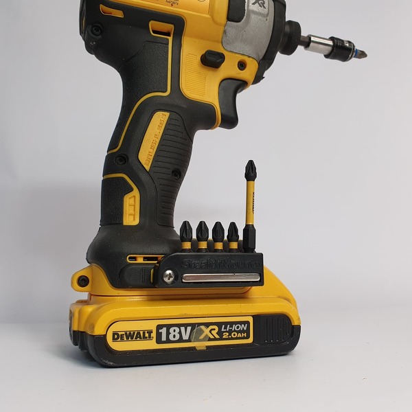StealthMounts BH-DW-BLK-2 Magnetische Bithouder Voor Machines DeWALT XR&FlexVolt- Zwart - 2-pack - Detailed view of the product