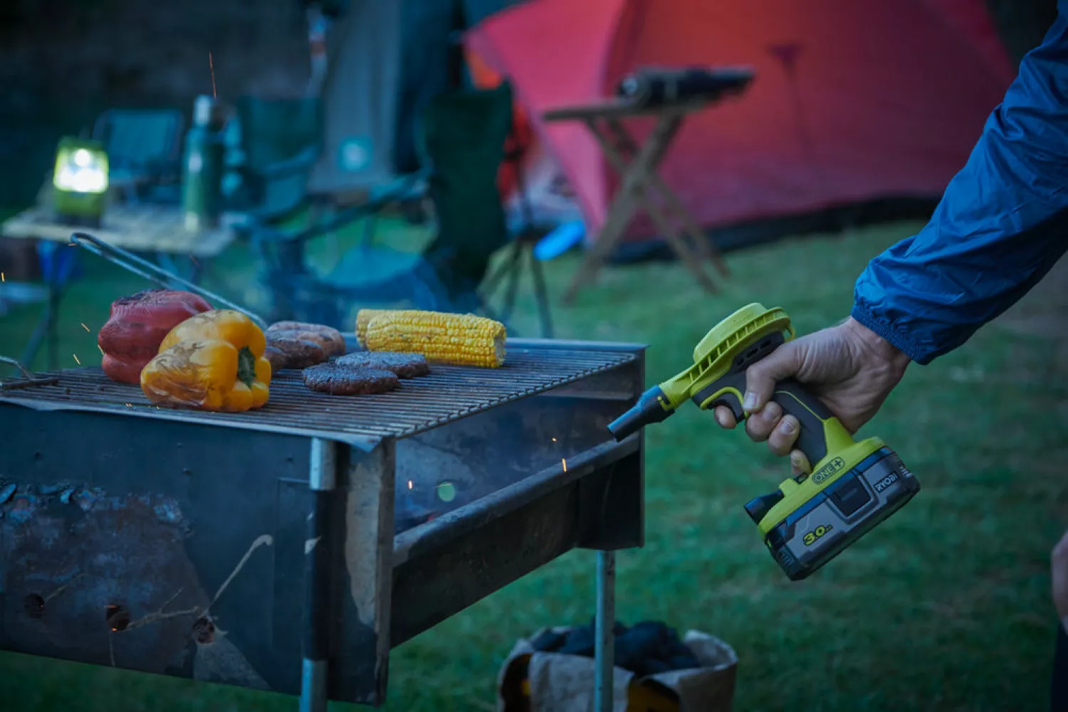 Ryobi R18VI-0 18V ONE+ Li-Ion Accu Inflator Body thumbnail 4