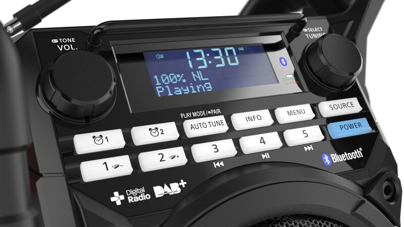 PerfectPro TP3 Bouwradio - FM RDS / DAB+ - AUX-in - Bluetooth - Werkt Op Netstroom En Batterij - Detailed view of the product