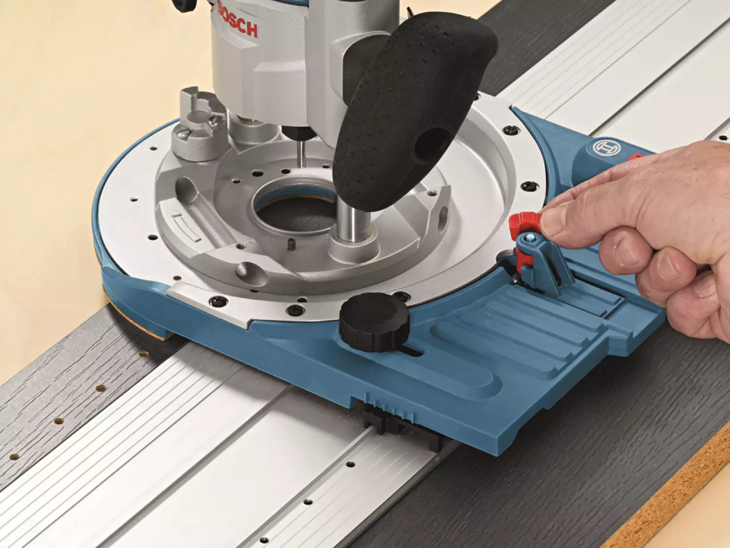 Bosch FSN RA 32 1600 Geleiderail Met Gatenraster - 32-gats thumbnail 4