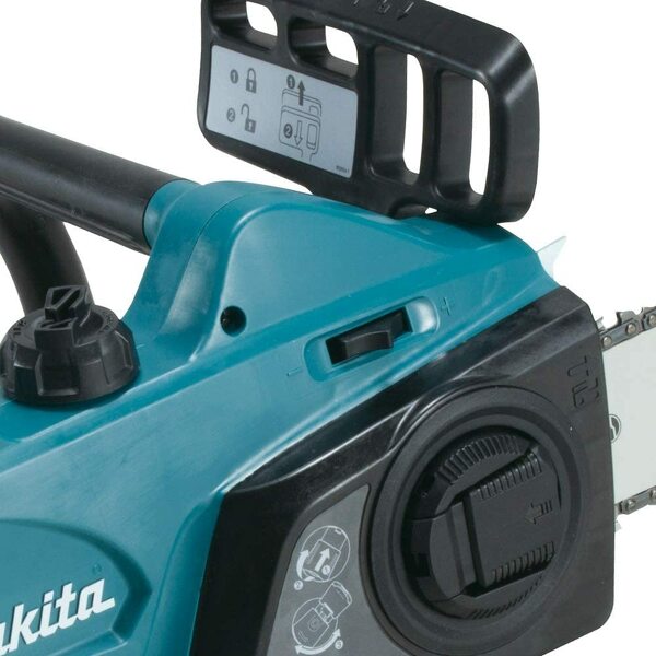 Makita UC3041A Kettingzaag 1800W - 30cm - Detailed view of the product