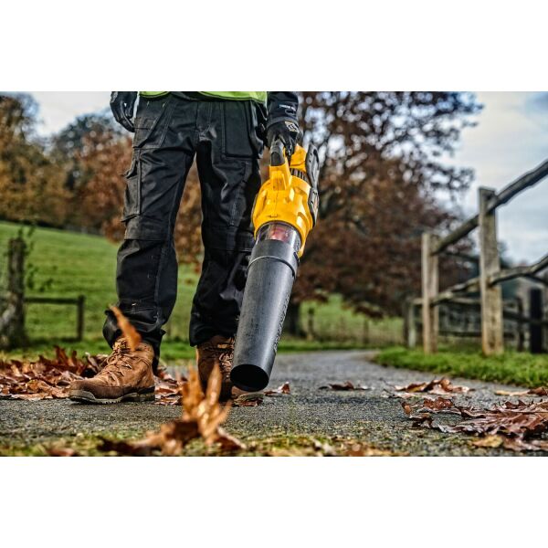 DeWALT DCMBA572X1 54V Li-Ion Accu XR FlexVolt Blower Set (1x 9.0Ah Accu) - 200 Km/h - Detailed view of the product
