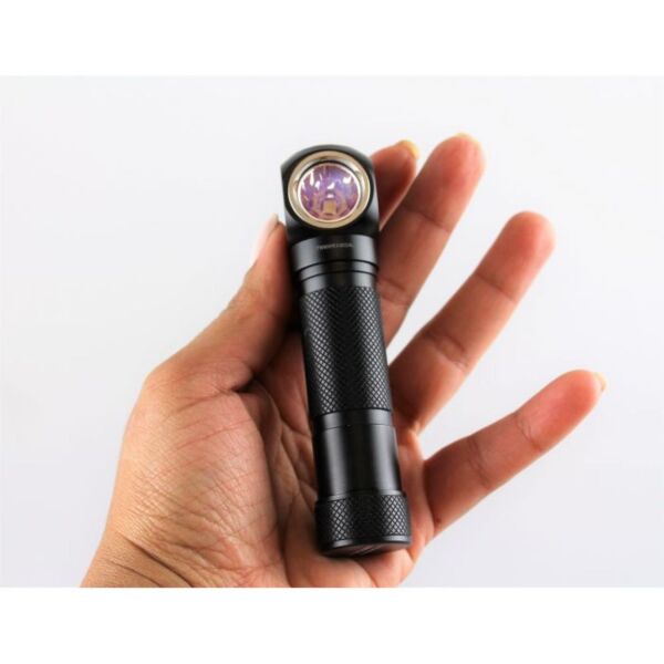 Nitecore HC33 LED Hoofdlamp - 1800Lm - IP68 - Detailed view of the product