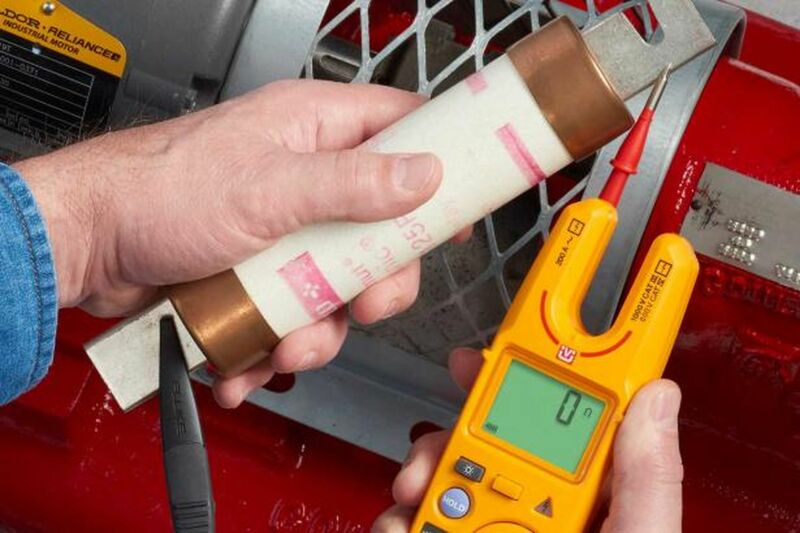 Fluke T6-1000 PRO Digital TRUE-RMS Spannings- Doorbel- En Stroomtester - FieldSense-technologie - AC/DC 1000V&AC 200A - Incl. Holster - Detailed view of the product