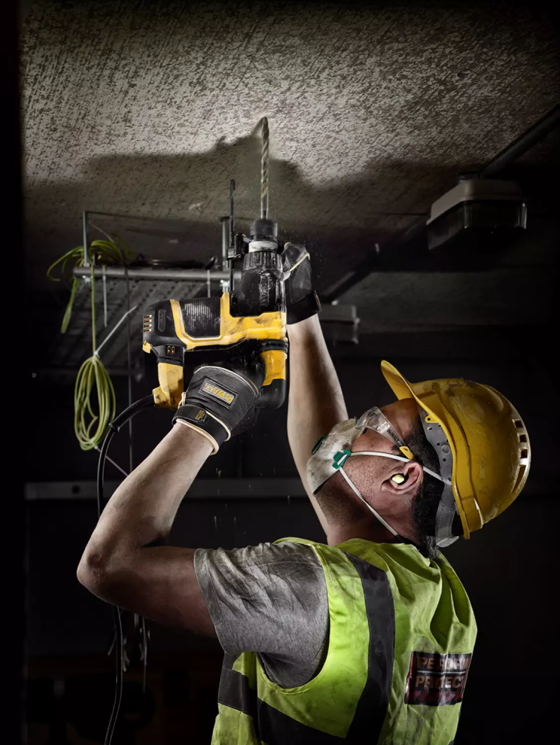 DeWALT DT9701 EXTREME-2 SDS-Plus 7 Delige Hamerborenset thumbnail 3