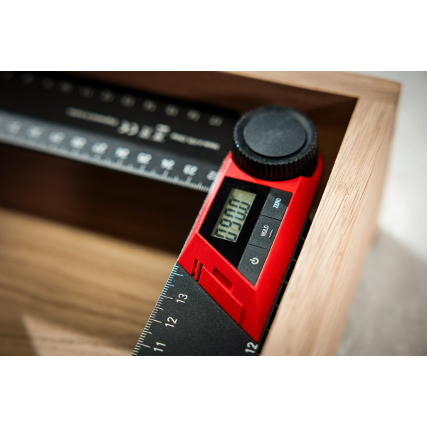 Sola WMD 500 Digitale Hoekmeter - 500mm - Detailed view of the product