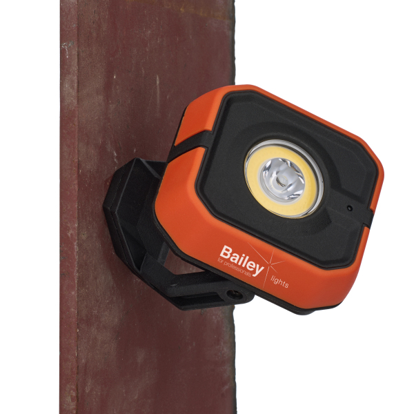 Bailey RoBust LED Pocket - 10W - 6500K - 1000Lm - IP65 - 5V - CLIII - Detailed view of the product