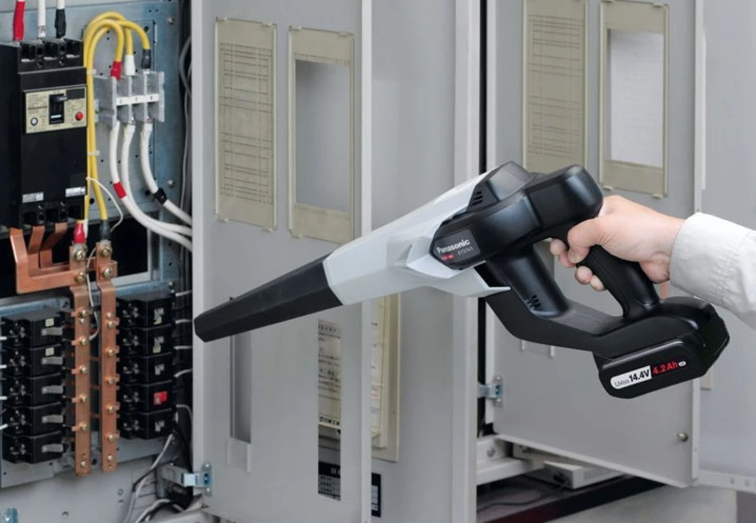 Panasonic EY37A1B 18V Li-Ion Accu Blazer Body - 252 Km/h