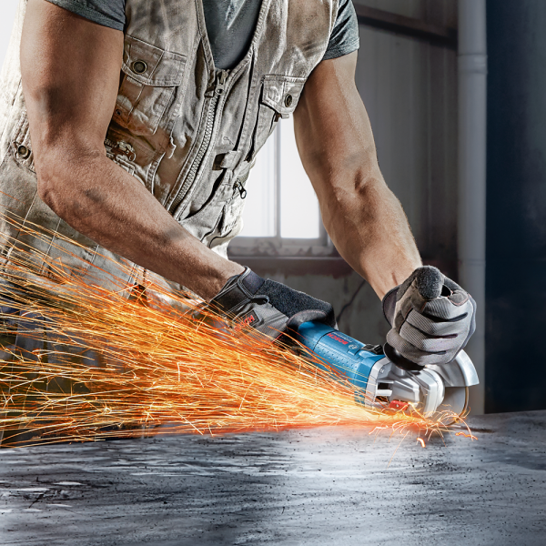 Bosch GWS 880 Haakse Slijper - 880W - 125mm - Detailed view of the product