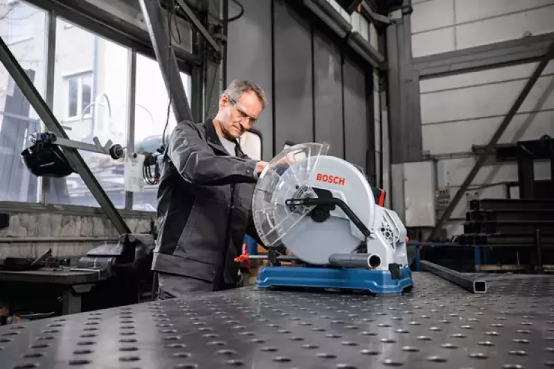 Bosch GCD 18V-355 18V Accu Metaalzaag - Detailed view of the product