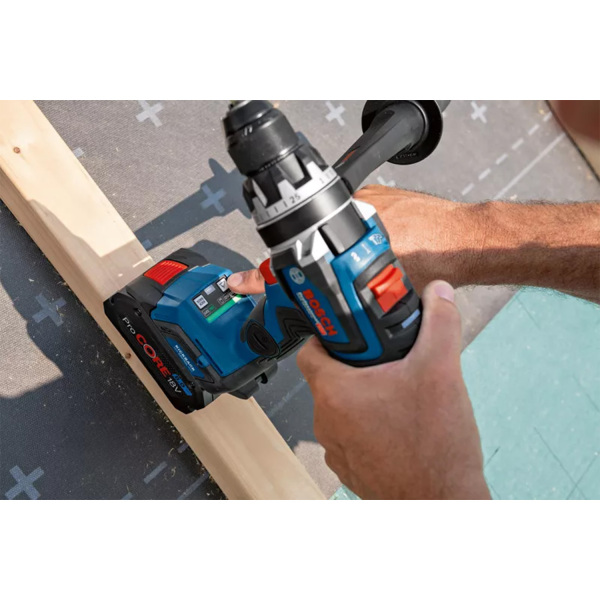 Bosch GSB18V-150 18V Li-ion Accu Schroefboormachine Set (3x 8Ah Accu) In L-Boxx - Detailed view of the product