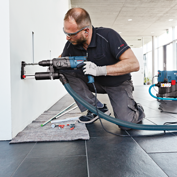 Bosch GDE 16 Plus Telescopische Afzuigset Voor SDS-plus - Detailed view of the product