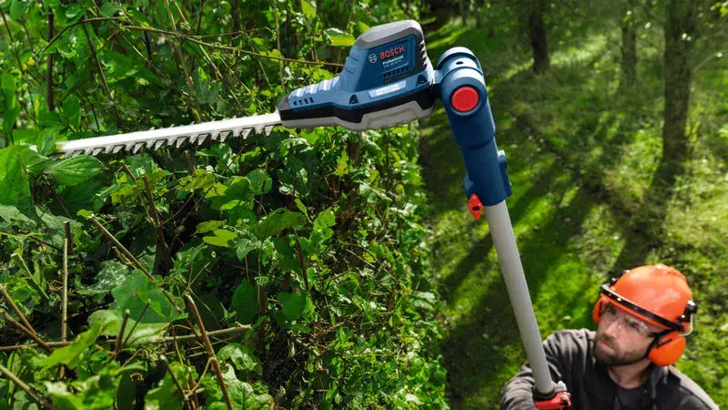 Bosch GHE 18V-50 T 18V Accu Telescopische Heggenschaar Body - Detailed view of the product