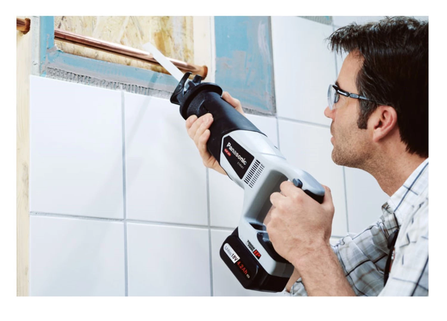 Panasonic EY45A1X 14.4V / 18V Li-Ion Accu Reciprozaag Body - Snelwissel thumbnail 2