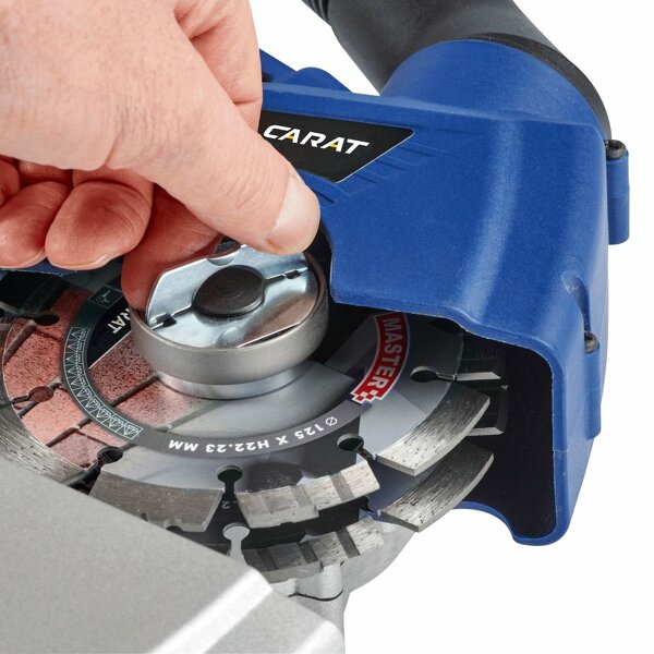 Carat SL-1255 Dustec Sleuvenzaagmachine Incl. 2 Diamantzaagbladen In Koffer - 1800W - 125 X 22,23mm - Detailed view of the product