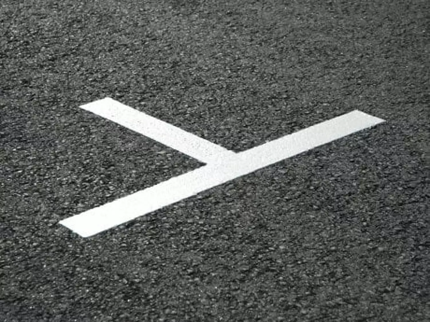 Rust-Oleum Hard Hat Lijnenverf Spuitbus - Ral 9017 - 0,75L thumbnail 3