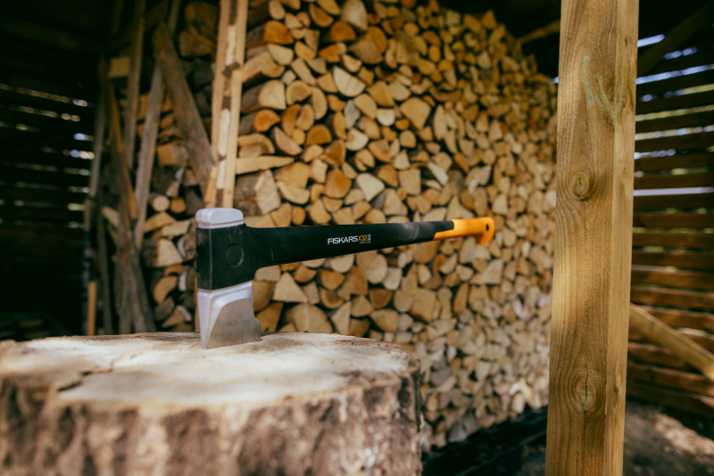 Fiskars 1069108 X-serie X32 Kloofbijl L - 815mm - Detailed view of the product