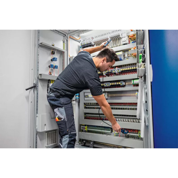 Bosch GVT 1000-15 Contact Spanningstester In Etui - AC/DC 1000 V - CAT III 1000 V / CAT IV 600 V - Detailed view of the product