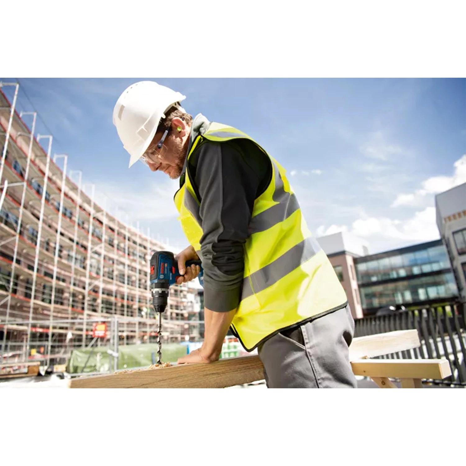 Bosch GSB18V-55 18V Li-ion Accu Schroefboormachine Set (3x 4Ah Accu) In L-Case thumbnail 4