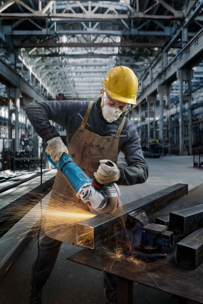 Bosch GWS 27-230 PR Haakse Slijper - In Koffer - Detailed view of the product