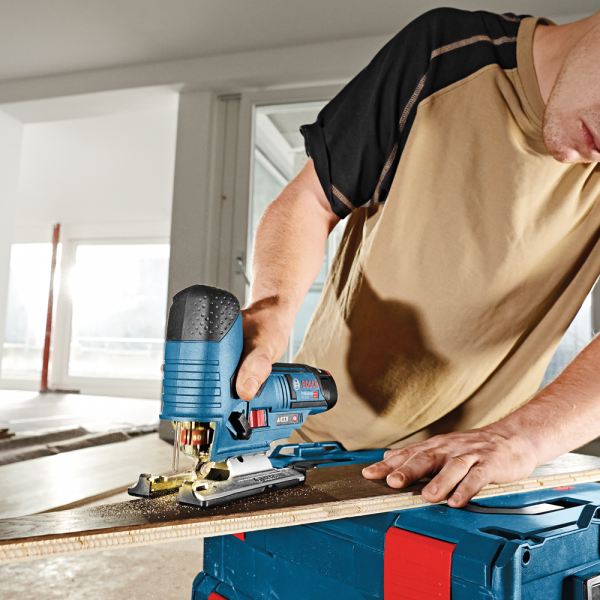 Bosch GST 12V-70 12V Li-Ion Accu Decoupeerzaag Body - T-greep - Variabel - Detailed view of the product