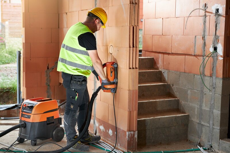 Spit D90 Sleuvenzaagmachine Concrete Set In Koffer - 2500W -150mm - Incl. 2 Diamantschijven - Detailed view of the product