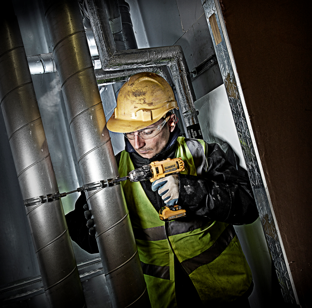DeWALT DCK211D2T-QW 12V Li-ion XR Accu Boor-/schroefmachine (DCD710)&Accu Slagschroevendraaier (DCF815) Combiset (2x 2.0Ah) In TSTAK - Detailed view of the product