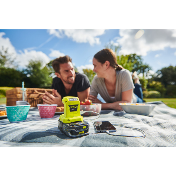 Ryobi R18USB-0 18V Li-Ion Accu USB Lader - Detailed view of the product