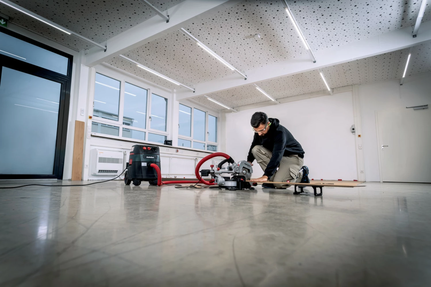 Metabo KGS 216 M Afkortzaag - 1500W - 216 X 30mm - Quick Hendel thumbnail 3