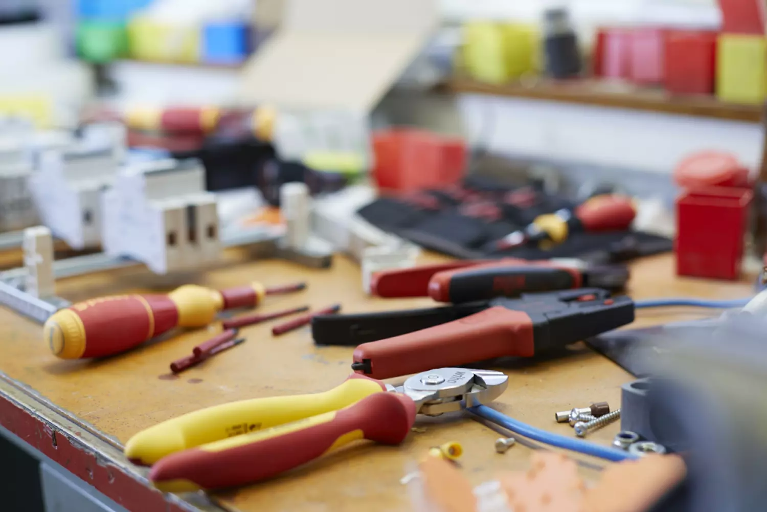 Wiha Z 18 0 06 BiCut Professional Electric - 200mm thumbnail 3