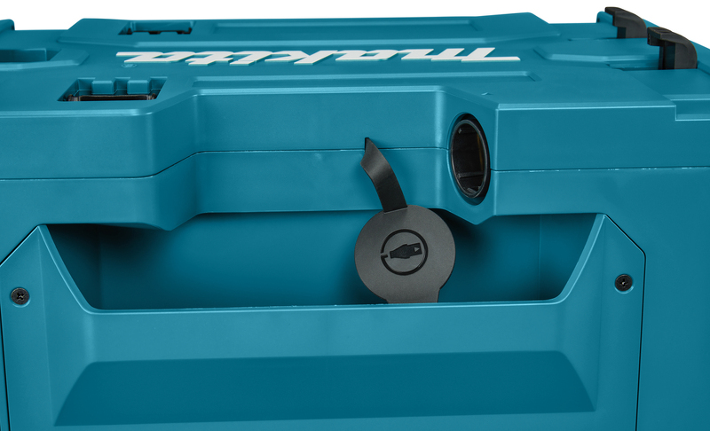 Makita BAC01 Mobiele Stroomvoorziening - 1,4kW - Detailed view of the product