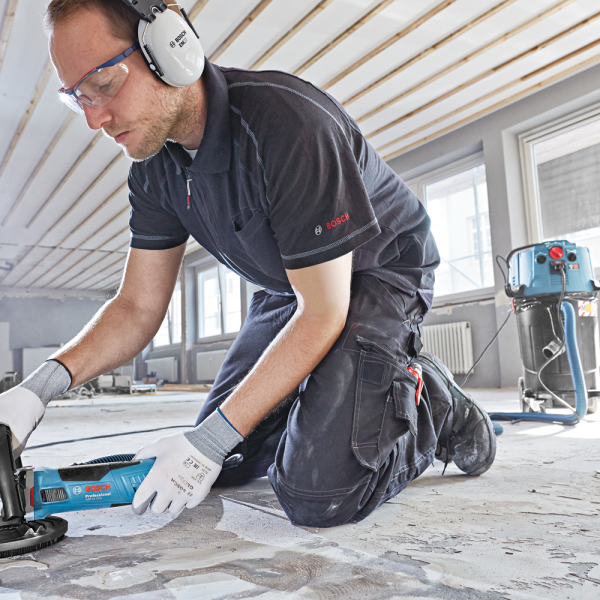 Bosch GBR 15 CAG Betonschuurmachine In L-Boxx - 1500W - 125mm - Detailed view of the product