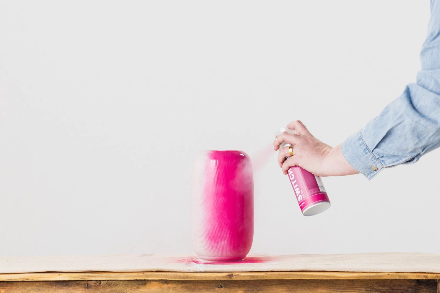 Rust-Oleum Switch Spuitlak - Zijdeglans Roze Fresia - 400ml thumbnail 3