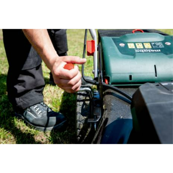 Metabo RM 36-18 LTX BL 46 18V Li-Ion Accu Grasmaaier Body - 55L - 46cm - Detailed view of the product
