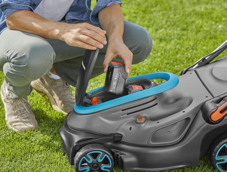 Gardena PowerMax 37/36V P4A Accu Grasmaaier Set (1x 4.0Ah) - 37cm - Detailed view of the product