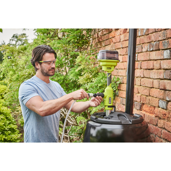 Ryobi RY18STPA-0 One+ 18V Accu Telescopische Stokpomp Body - 3360 L/u - Detailed view of the product