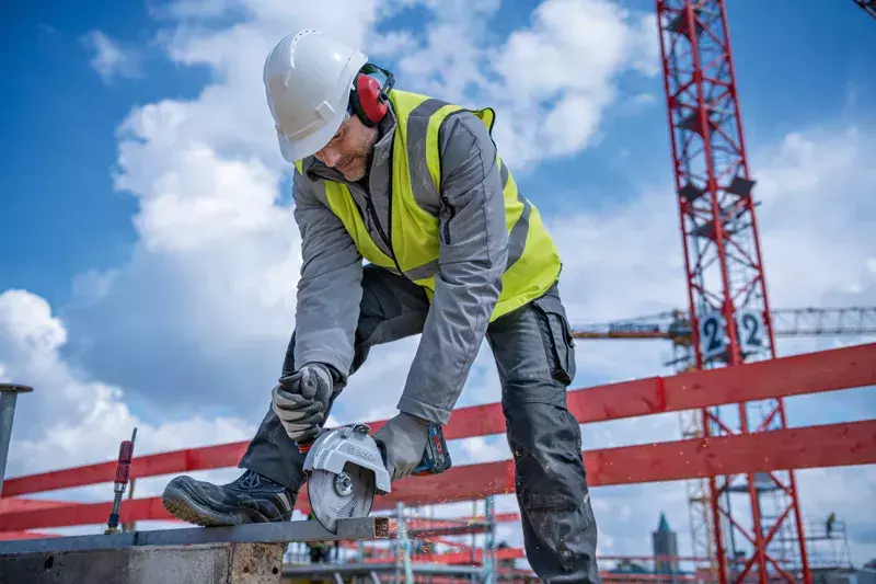 Bosch GWS 18V-180 P 18V Accu Haakse Slijper Body - 180 Mm - Detailed view of the product