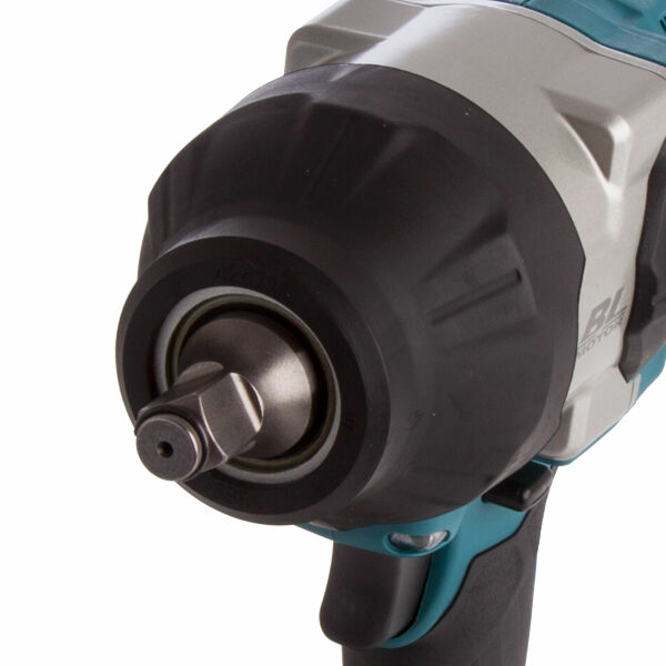 Makita DTW1002ZJ 18V Li-Ion Accu Slagmoersleutel Body In Mbox - 1050Nm - 1/2"- Koolborstelloos - Detailed view of the product